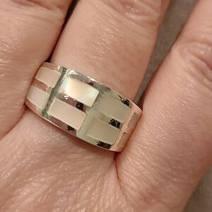 Sterling silver mother of pearl unisex ring